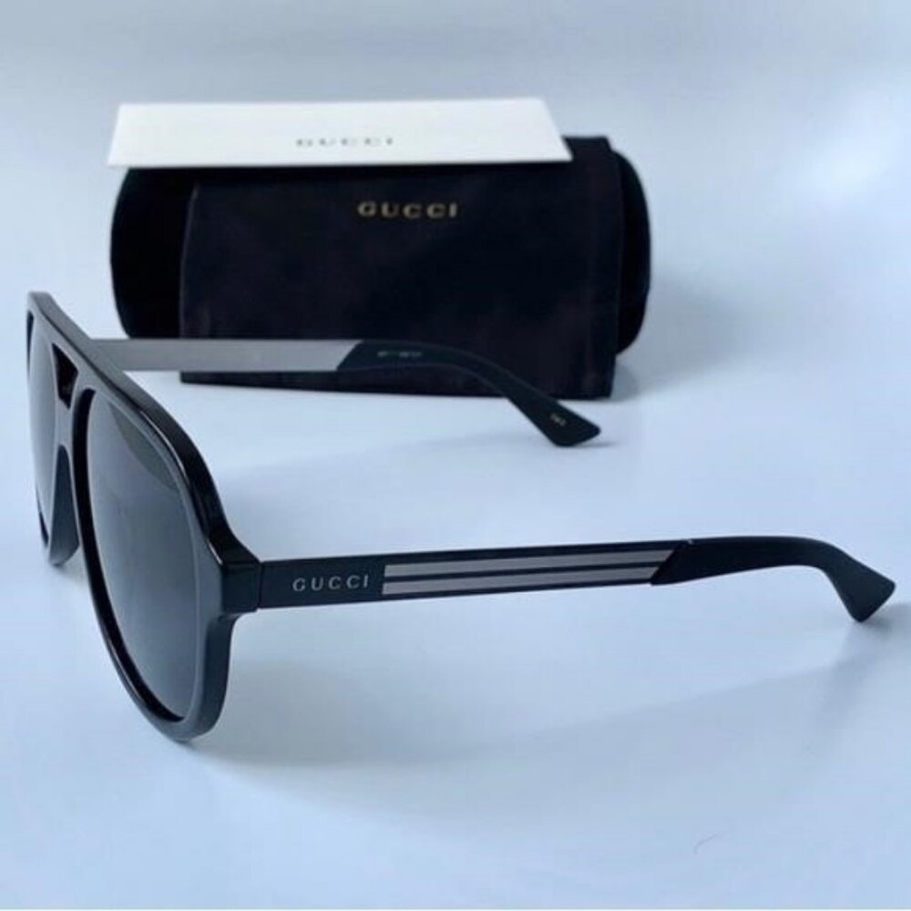 Authentic- New - Gucci Men’s Sunglasses GG0688S 001 Black/ Gray - Picture 11 of 14